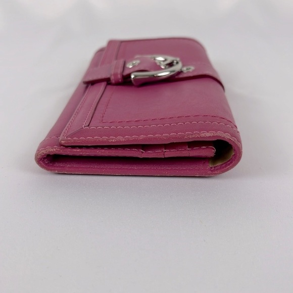 Coach Soho Pink Leather Long Buckle Wallet with Snap Closure Vachetta Interior - Picture 3 of 16